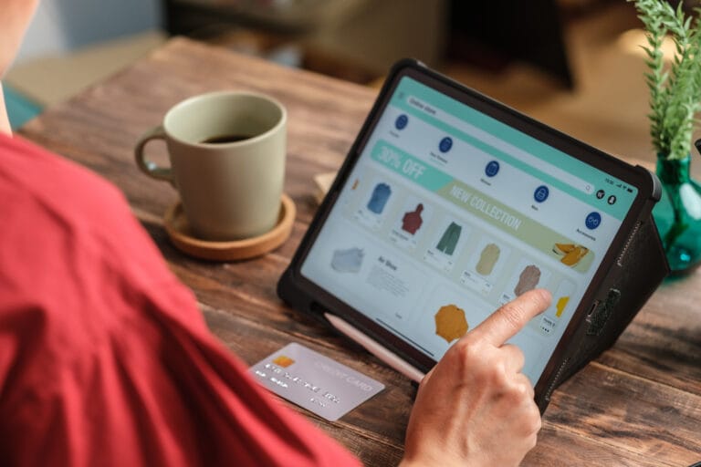 17 Best Products to Sell on Etsy: Top Trending Items for 2025