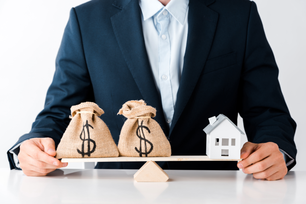 Mitigate Risk in Luxury Real Estate