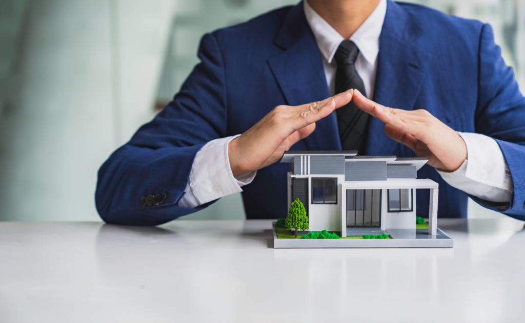 Mitigate Risk in Luxury Real Estate Fund