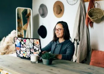 Online Side Hustles for Women
